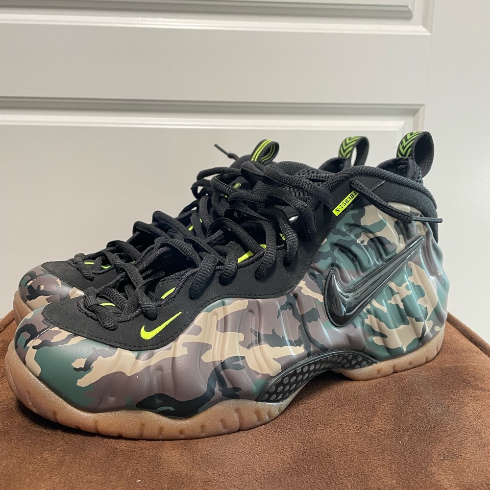 Nike Foamposite Pro Army Camo sz 10.5 VNDS
